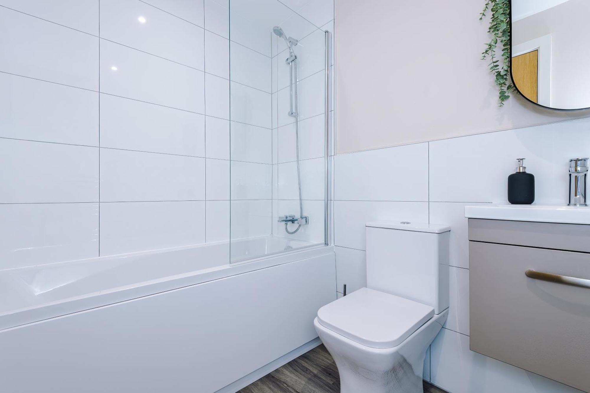 Deluxe New Build 2 Bedroom 2 Bathroom Apartment - Free Secure Parking Manchester Exterior foto